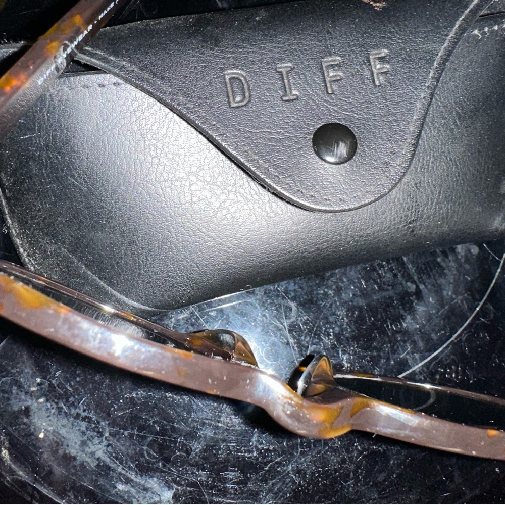 Unisex Diff Tortoiseshell Mirrored Sunglasses In … - image 3